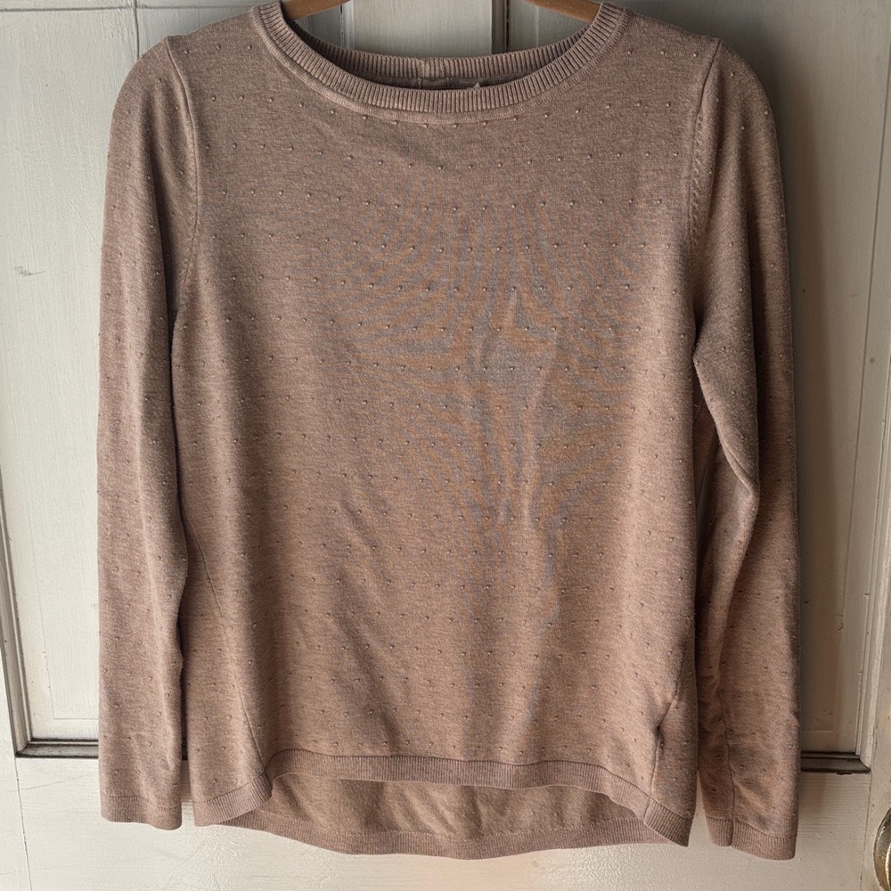 Classic Scoopneck Sweater in Dusty Mauve with Embroidered Dots